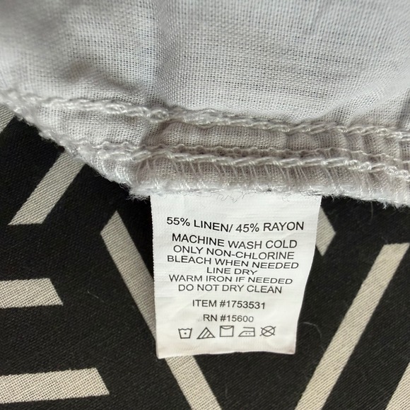 Briggs Womens Grey White Striped Linen Blend Smocked Waist Shorts Size M - Picture 4 of 4